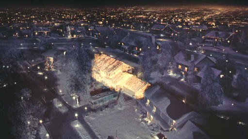 christmas-vacation-house-seen-from-sky-511x288.jpeg