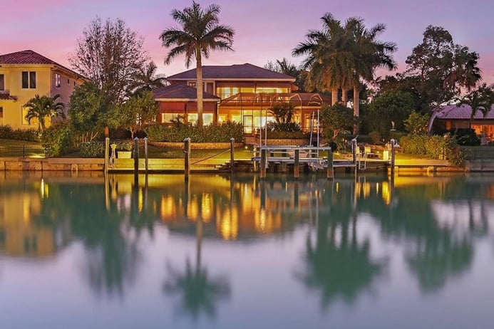 This waterfront estate in Sarasota's Bird Key is perched right on the Bay, and enjoys over 100 feet of water frontage, as well as a private boat lift. This waterfront estate in Sarasota's Bird Key is perched right on the Bay, and enjoys over 100 feet of water frontage, as well as a private boat lift.