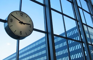 6 Tips to Escape the 9-to-5 Mindset