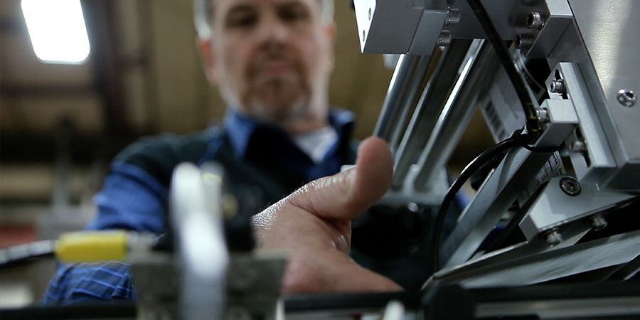 5-Successful-Tips-on-Choosing-the-Right-Labeling-Equipment-Company.jpg 5-Successful-Tips-on-Choosing-the-Right-Labeling-Equipment-Company.jpg