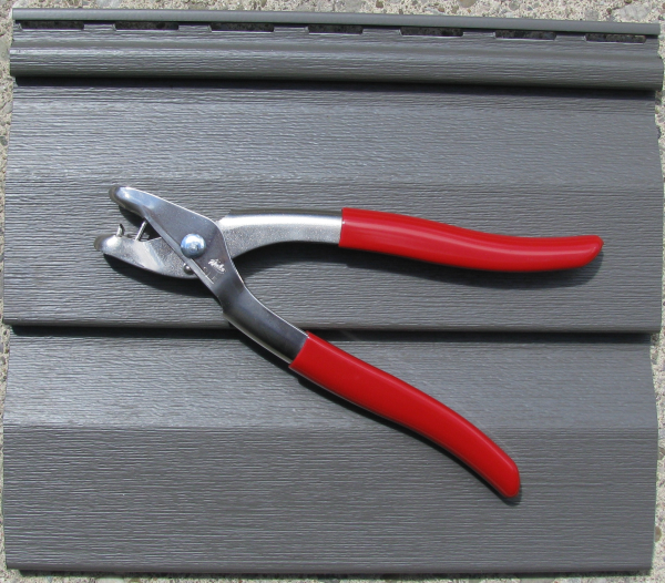 What Tools Do You Need to Install Vinyl Siding?