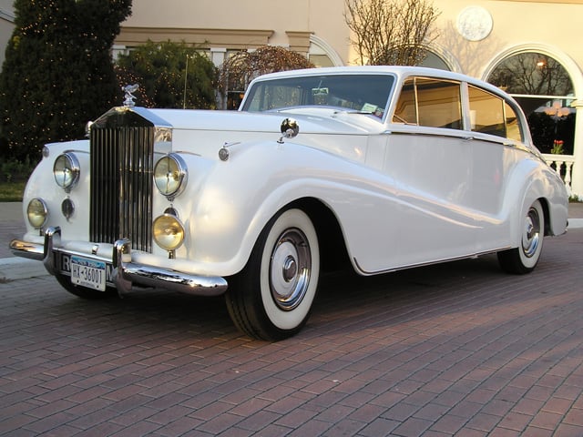 Rolls royce rentals for weddings