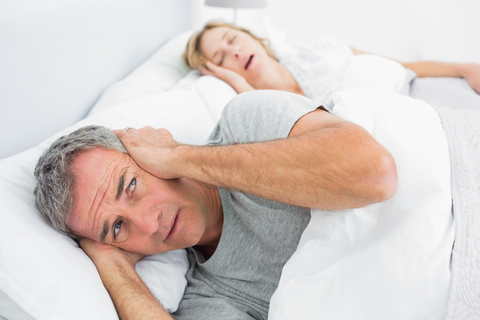 snoring-bed-parter-with-sleep-apnea