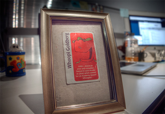 whoopi-card