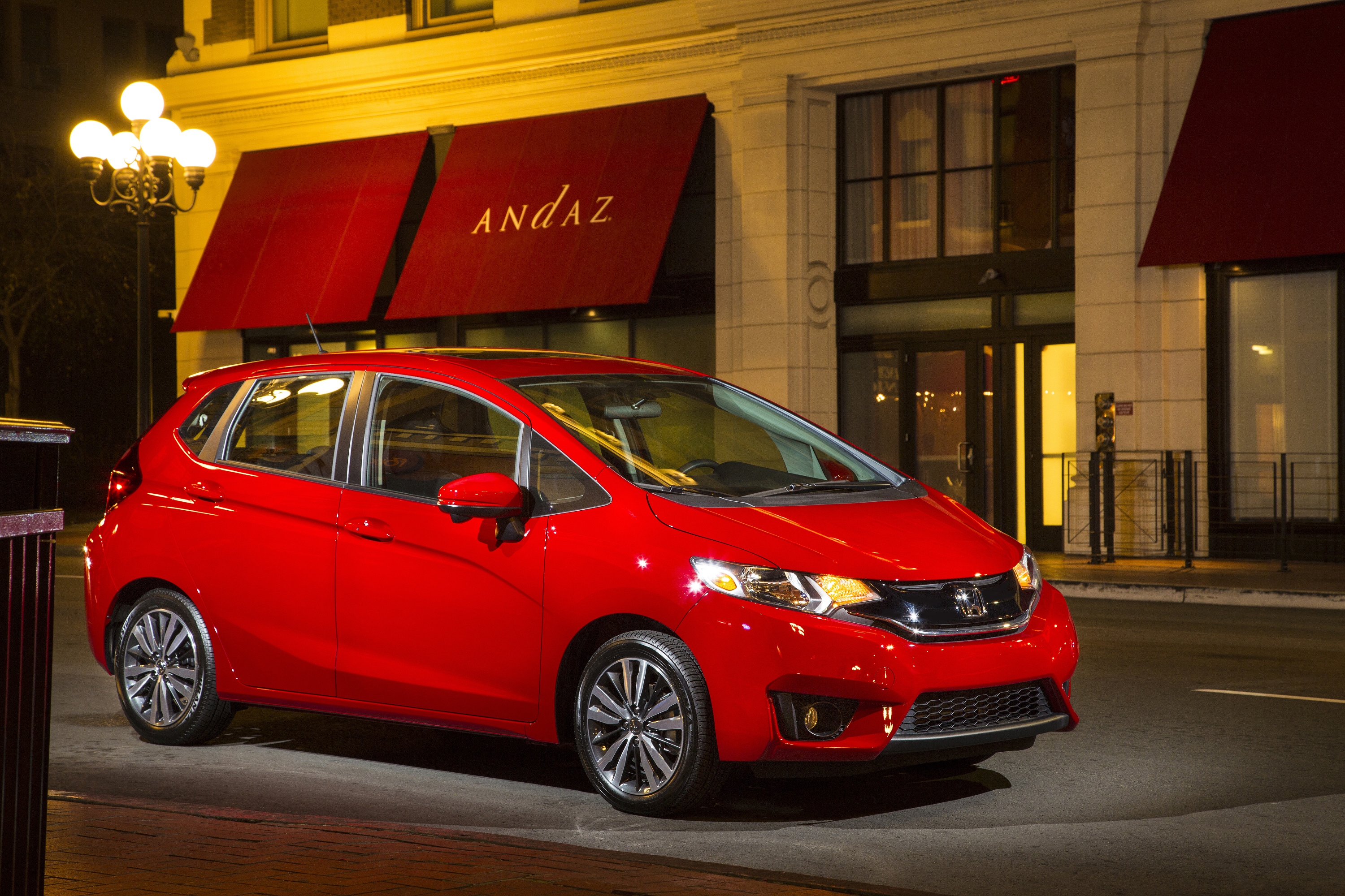 2015_Honda_Fit_98