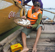 Fishing with the locals Fishing with the locals