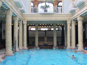 Lap pool at Gellért Lap pool at Gellért