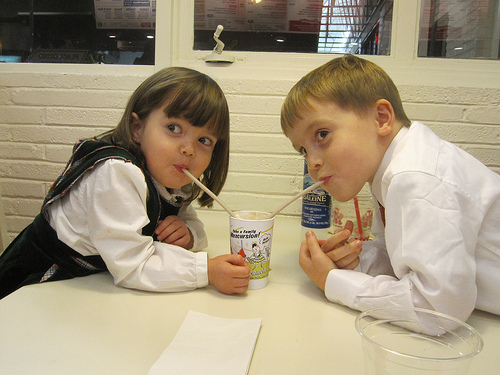 kids sharing
