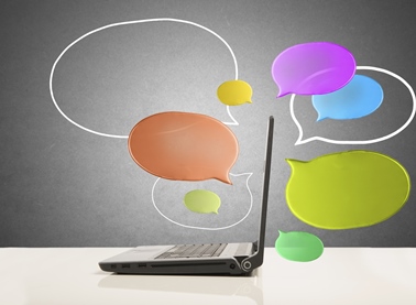 laptop-chat-bubbles