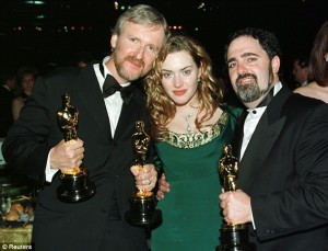 Cameron and Landau article 1229001 000B172300000258 906 634x485 300x229