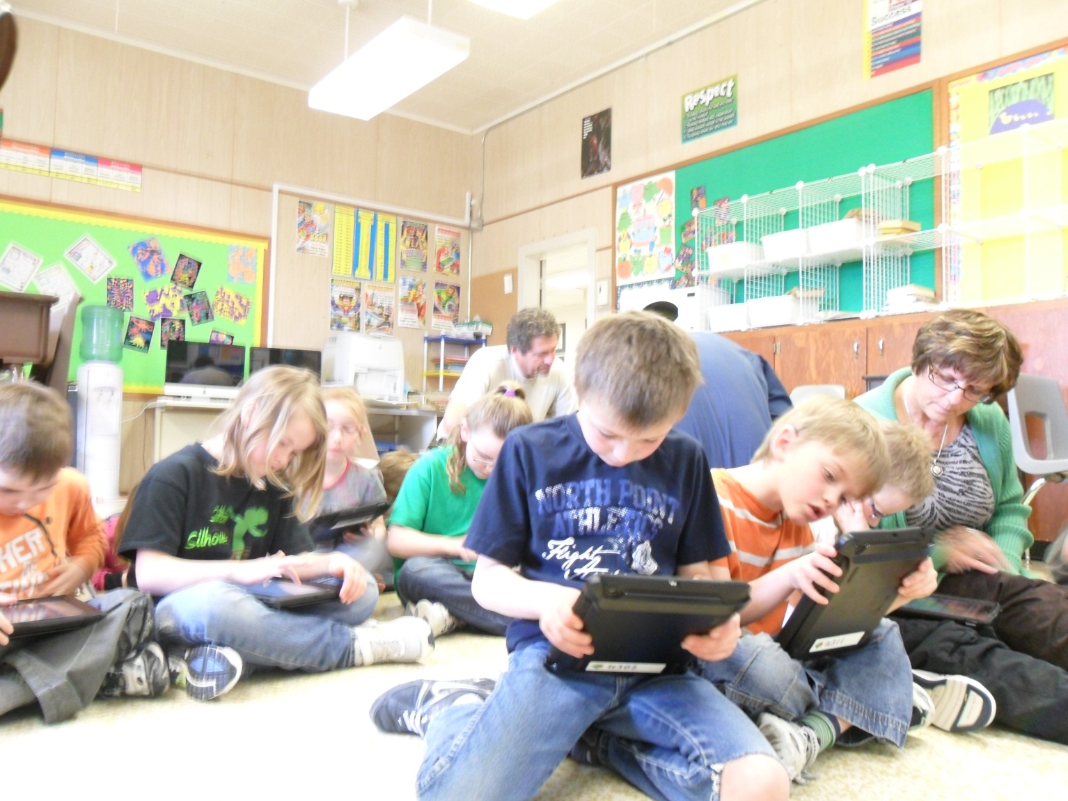 technology in the classroom Today's students need educators to re-envision the role of technology in the classroom by nancye blair principal, january/february 2012 web resources a dramatic shift is sweeping through our schools the signs are all around us third graders texting on their cell phones kindergarteners who can navigate an ipod touch better than we can. technology in the classroom Today's students need educators to re-envision the role of technology in the classroom by nancye blair principal, january/february 2012 web resources a dramatic shift is sweeping through our schools the signs are all around us third graders texting on their cell phones kindergarteners who can navigate an ipod touch better than we can.
