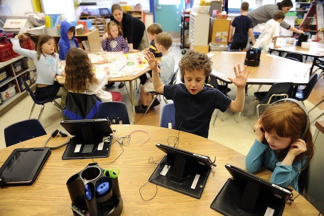 integrating ipad in a special education class a case study In the mainstream: case studies of integrated education for children with disabilities the puzzle of integrating a high school class of autistic students. integrating ipad in a special education class a case study In the mainstream: case studies of integrated education for children with disabilities the puzzle of integrating a high school class of autistic students.