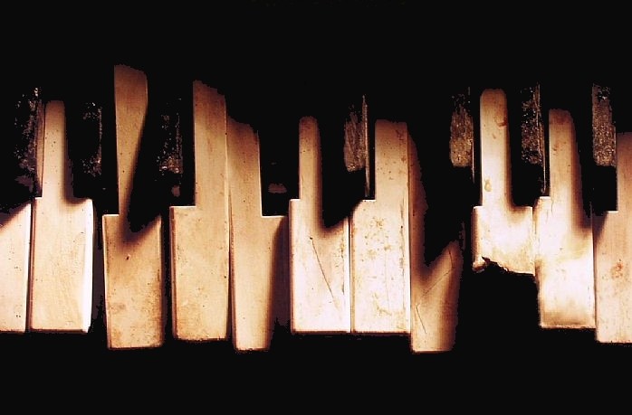 broken grand piano keys