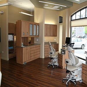 office-renovation-insights-4-ways-to-make-the-most-of-your-small-dental-office.jpg