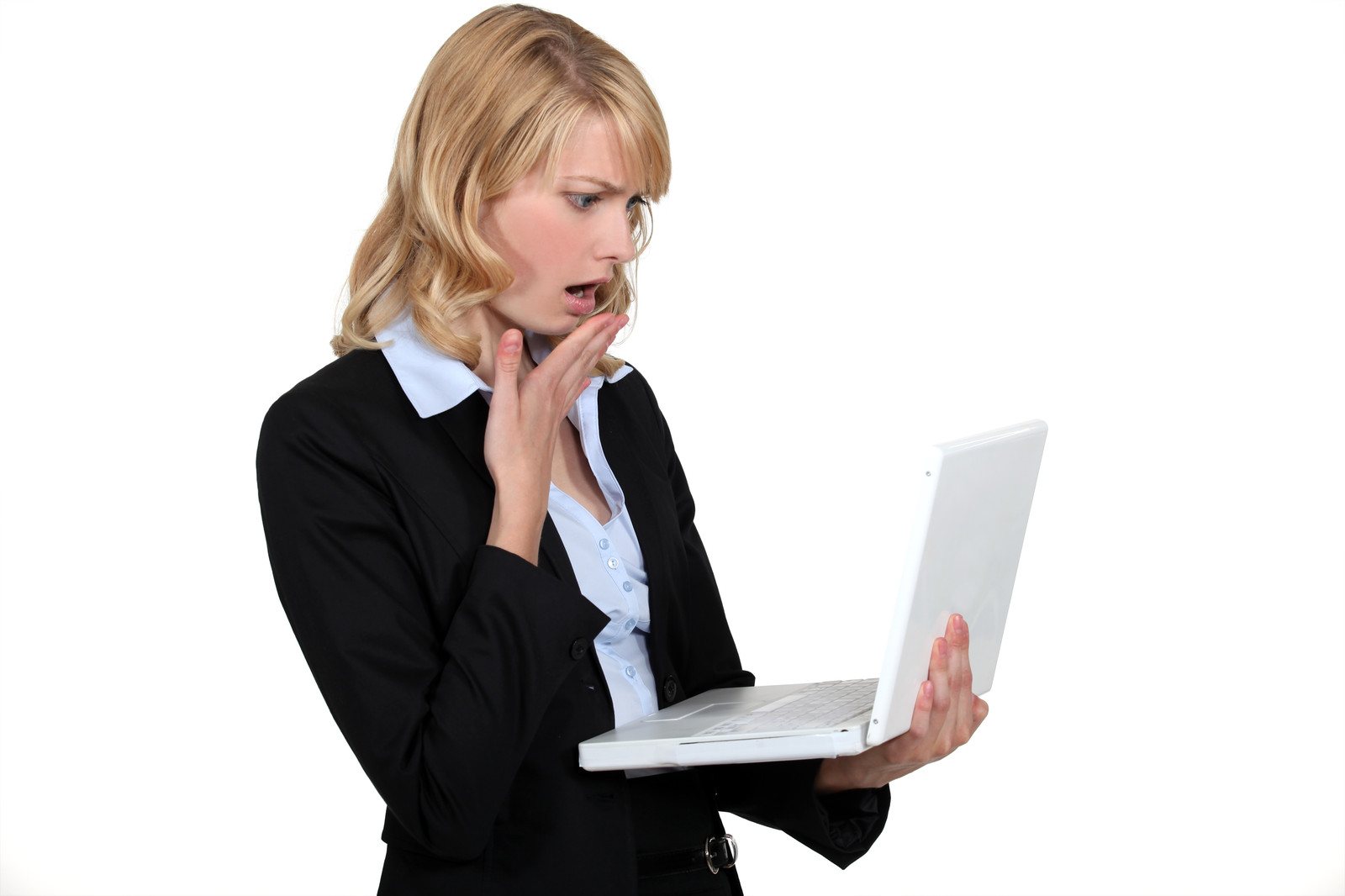 Worried_woman_with_laptop.jpg