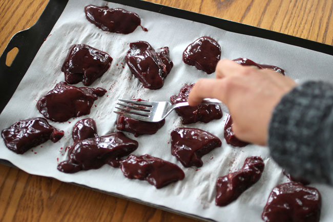 quick-and-easy-homemade-chicken-liver-dog-treats