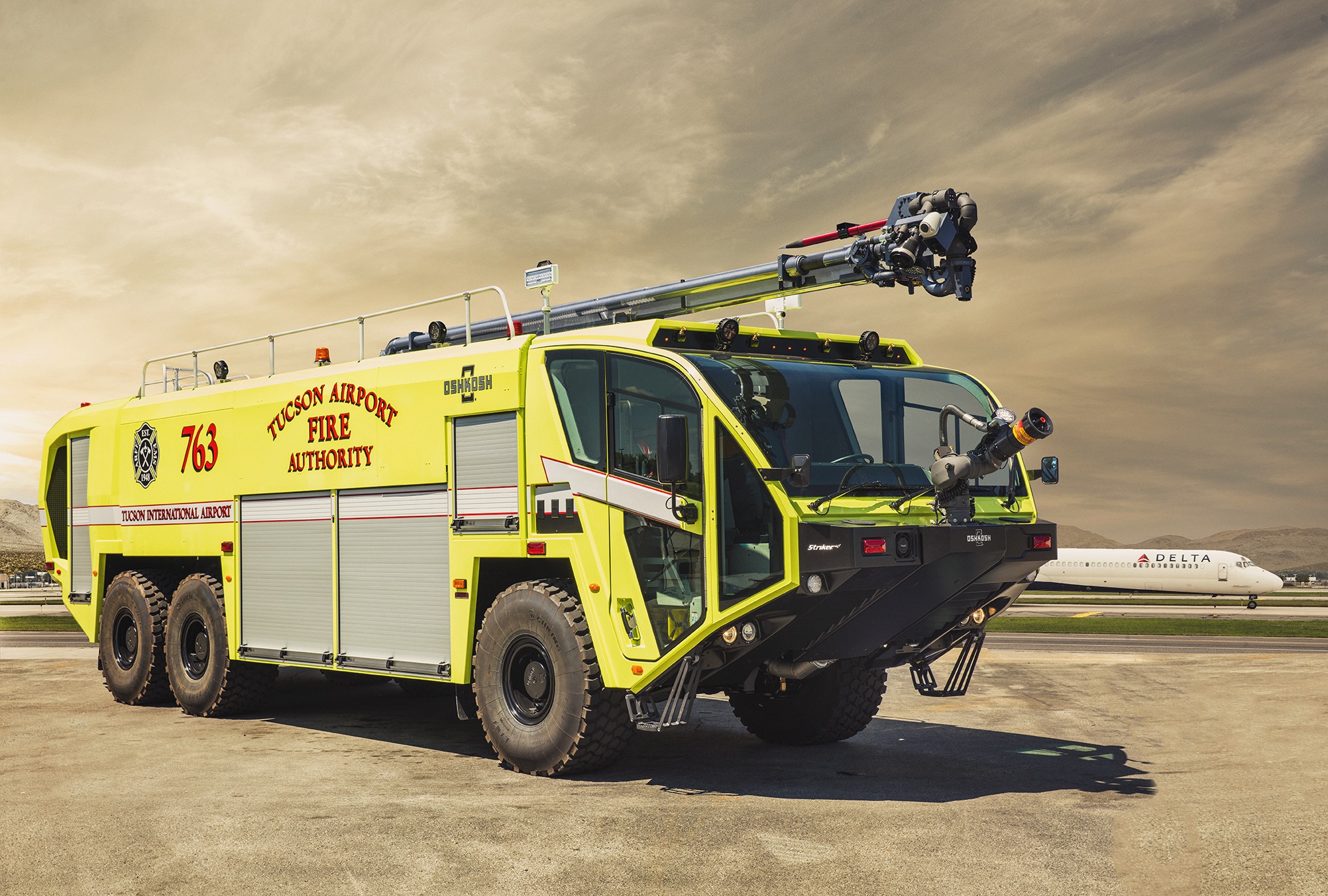 Oshkosh Delivers Its 100th Snozzle High-Reach Extendable