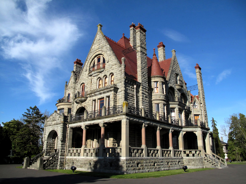 Craigdarroch Castle, in the city's Oak Bay neighborhood, also boasts impressive gardens and is a popular venue for weddings and social events. Craigdarroch Castle, in the city's Oak Bay neighborhood, also boasts impressive gardens and is a popular venue for weddings and social events.
