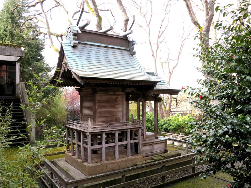 The Art Gallery of Victoria's Japanese Shinto shrine – the only one of its kind in North America. The Art Gallery of Victoria's Japanese Shinto shrine – the only one of its kind in North America.