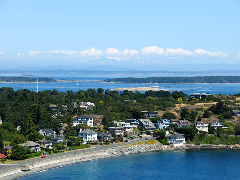 The waterfront homes of Victoria's Oak Bay neighborhood are highly sought after. Image: Shutterstock The waterfront homes of Victoria's Oak Bay neighborhood are highly sought after. Image: Shutterstock