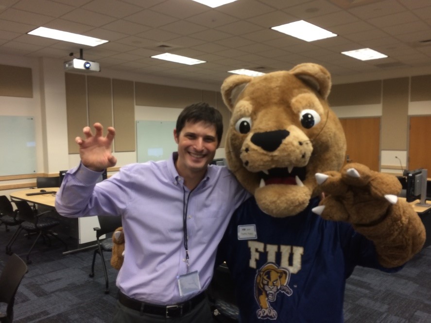 FIU Startup Weekend with Mascot
