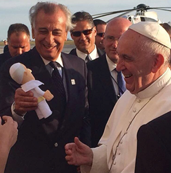 Pope Francis Meets his Bleacher Creatrure