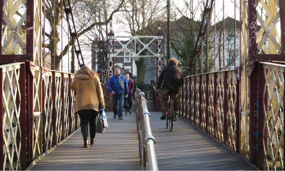 Crowdsourcing the shape of your city