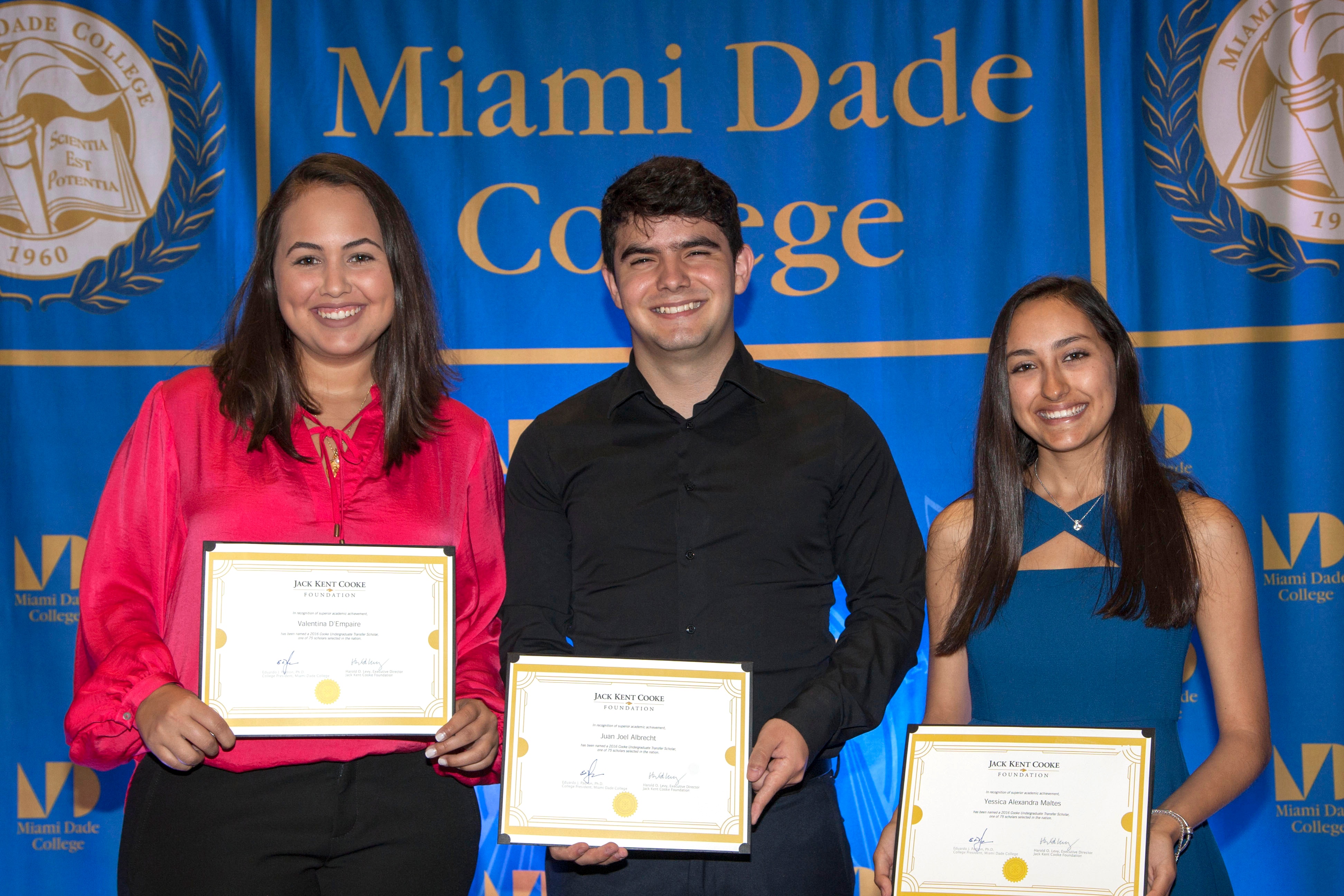 Miami_Dade_new_UT_scholars_1.jpg