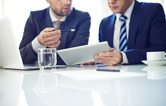 ¿Quién debe administrar la gestión de cambio en proyectos de TI? ¿Quién debe administrar la gestión de cambio en proyectos de TI?