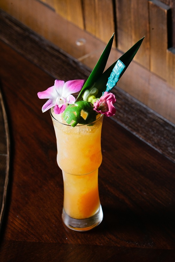 http://cdn2.hubspot.net/hubfs/348538/Custom_Swizzle_Sticks_Tiki_Cocktail_Stirrers.jpg