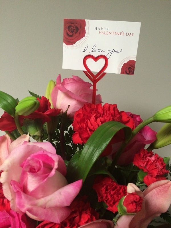 Complete Your Valentine's Arrangements With Heart Floral Card Holder Picks!  - Royer