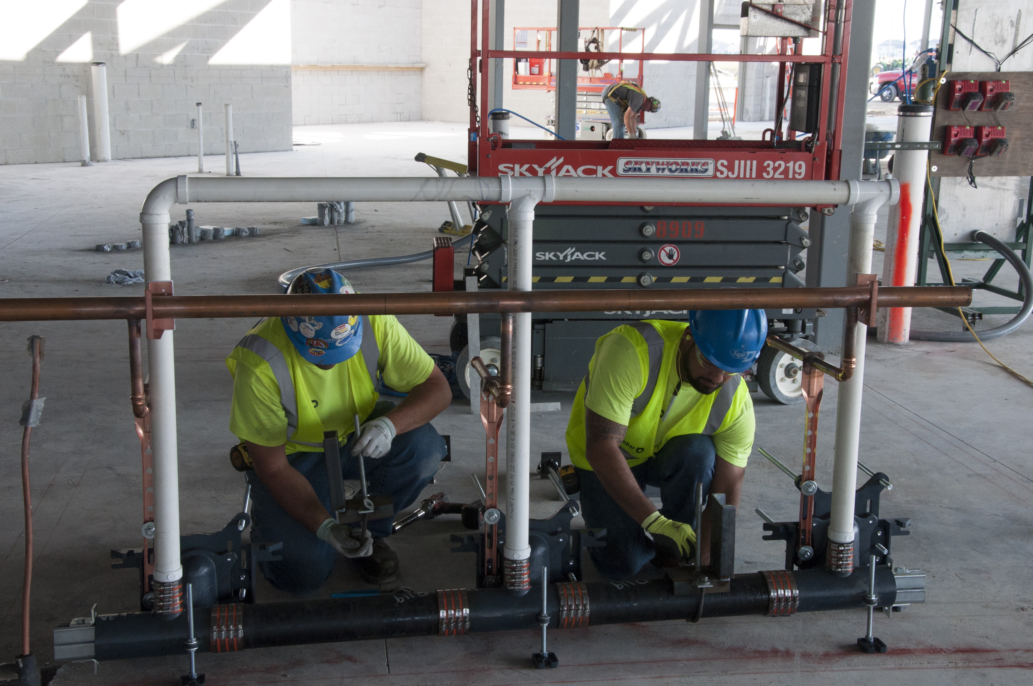 Innovative Approach used to Install Plumbing at Perrysburg Intermediate School