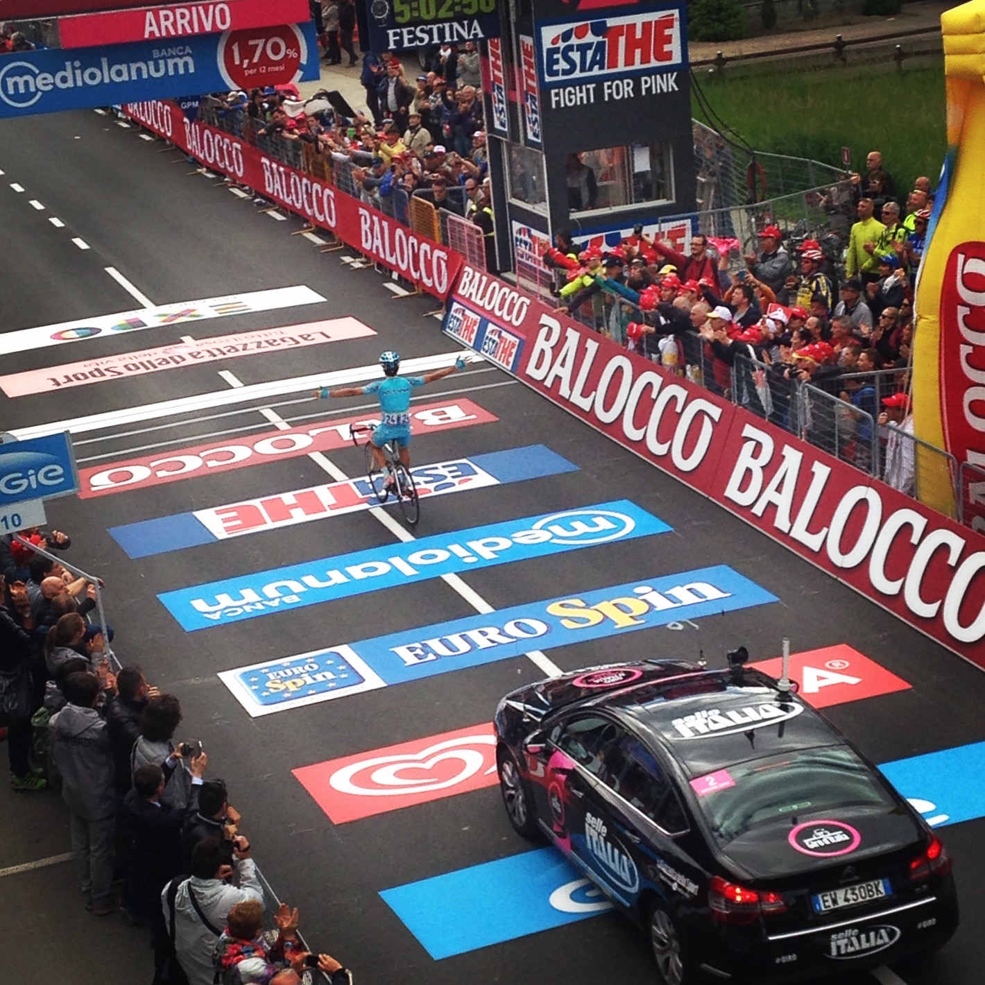 DEL_ROSSI_2016_Bianchi_Giro_turn - 1 (4).jpg