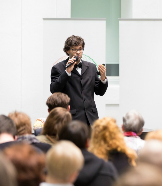 great speaker... NOT