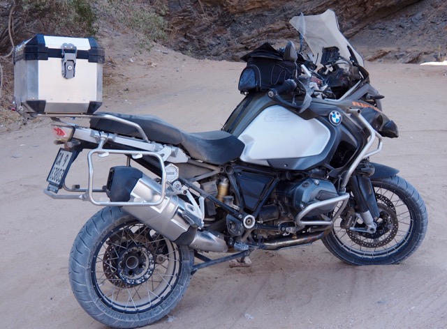 2014 BMW R1200GS Adventure First Look Review- Specs- Photos