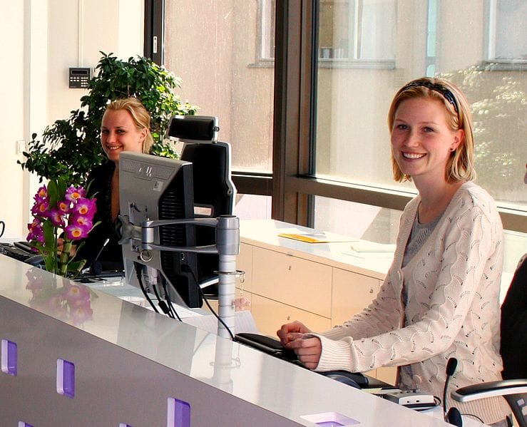 blog-brand-experience-lobby-receptionists.jpg