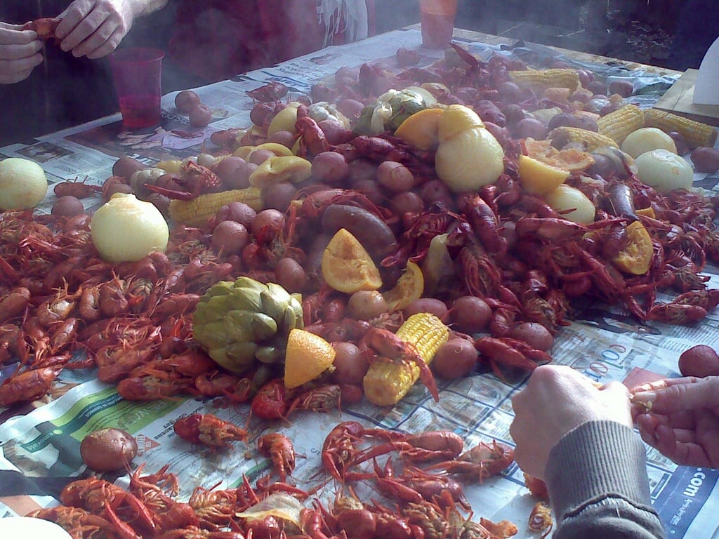 How_to_make_your_own_crawfish_boil_seafood_boil_Deanies_Seafood_Restaurant_New_Orleans.jpg