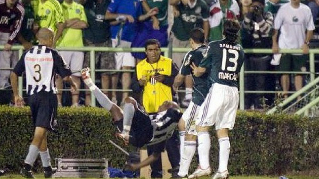 Final da etapa nacional do Mundial de Futebol Freestyle será no Mineirão,  antes do jogo Cruzeiro e Corinthians, ap