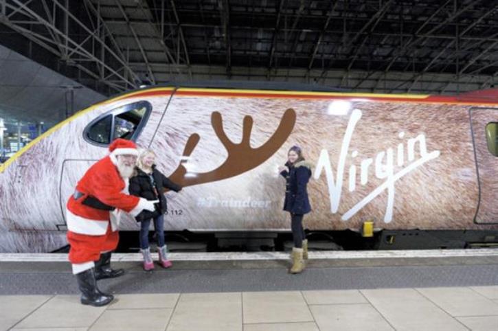 christmas_experiential_marketing_2014_virgin_trains_reindeer_5