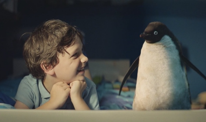 experiential_marketing_brand_experience_monty_the_penguin_1