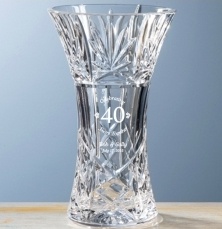 Engraved_Crystal_Vase