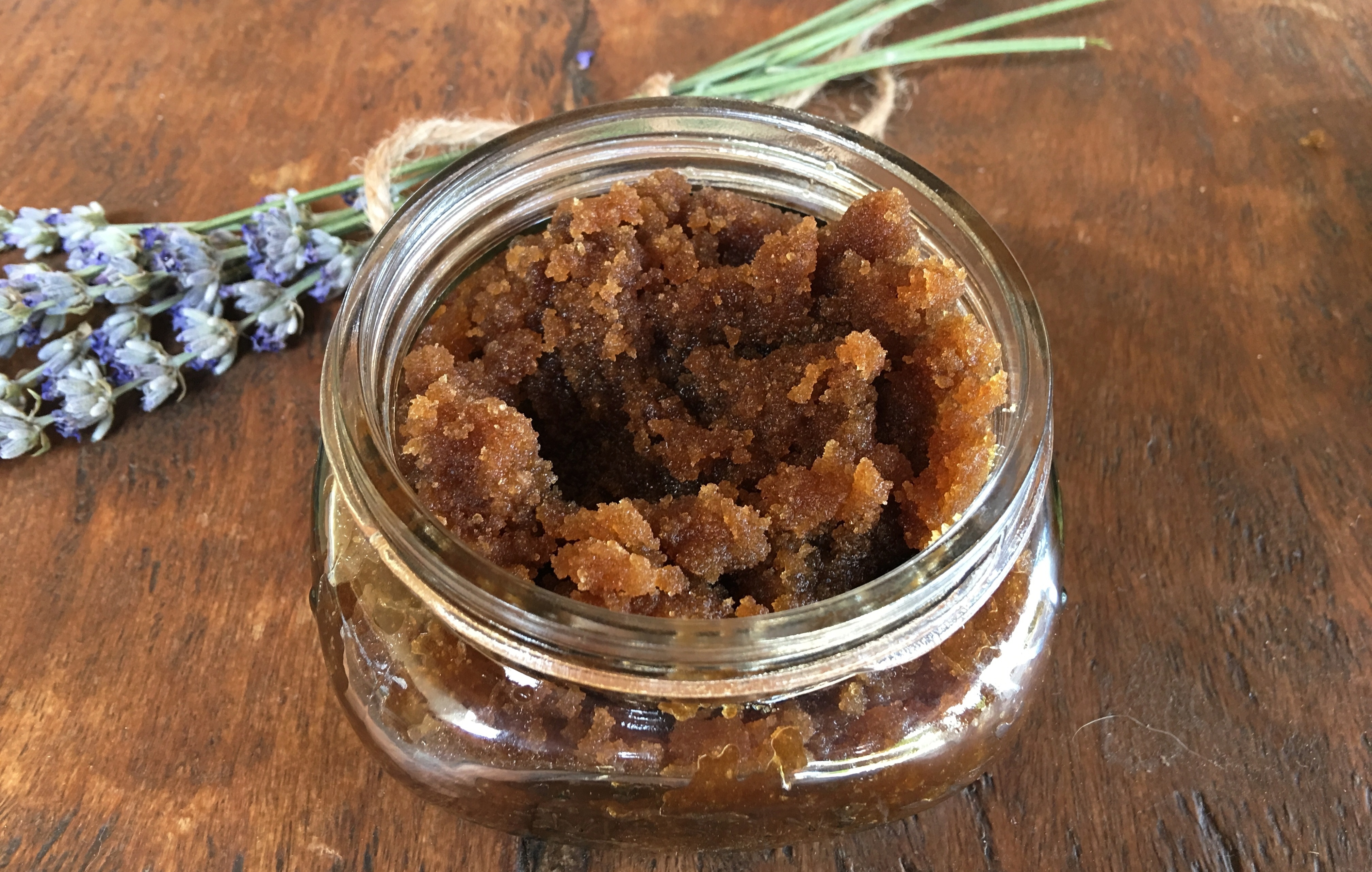 DIY Brown Sugar & Olive Oil Face Scrub