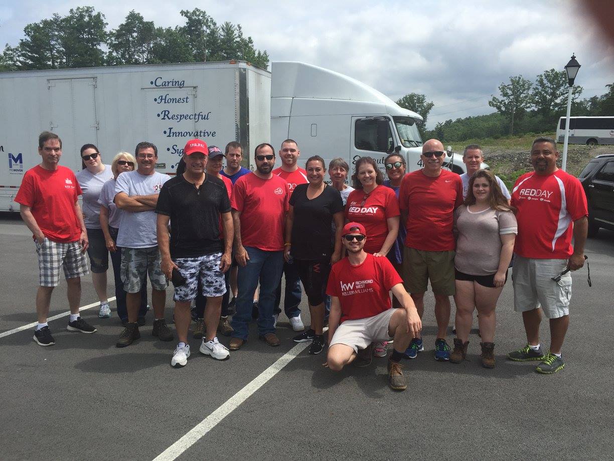 Associates_lend_a_helping_hand_for_disaster_relief.jpg