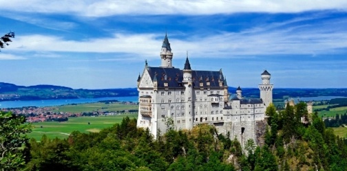 germany-1014376_1280-256059-edited.jpg