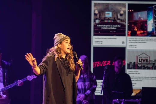Hosanna Wong speaking at Dare 2 Share LIVE 2021