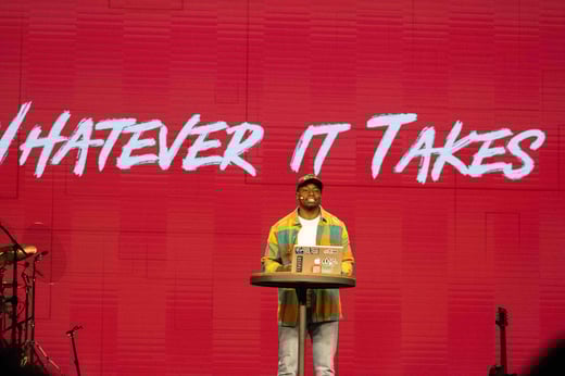 Jerrod Gunter speaking at Dare 2 Share LIVE 2021