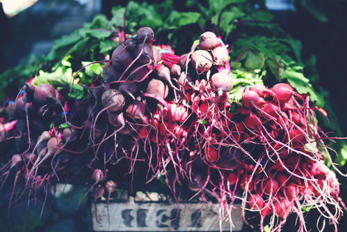 beets at the farmers market, market, gardening, garden media group, millennials, edibles, millennials and edibles, planting edibles, millennials and the garden