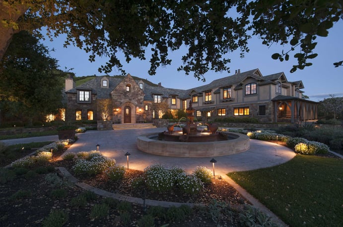 The San Francisco Bay area’s finest estate, Fieldhaven is a harmonious blend of Old World grandeur and modern sophistication, set within an incomparable natural landscape. The San Francisco Bay area’s finest estate, Fieldhaven is a harmonious blend of Old World grandeur and modern sophistication, set within an incomparable natural landscape.