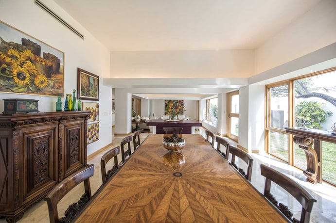 <b>Monterrey, Mexico</b><br/><i>4 Bedrooms, 5,381 sq. ft.</i><br/>Contemporary Monterrey residence <b>Monterrey, Mexico</b><br/><i>4 Bedrooms, 5,381 sq. ft.</i><br/>Contemporary Monterrey residence