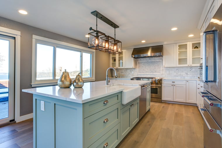 Consider These Tips When Implementing the Modern Farmhouse Style in Your Home